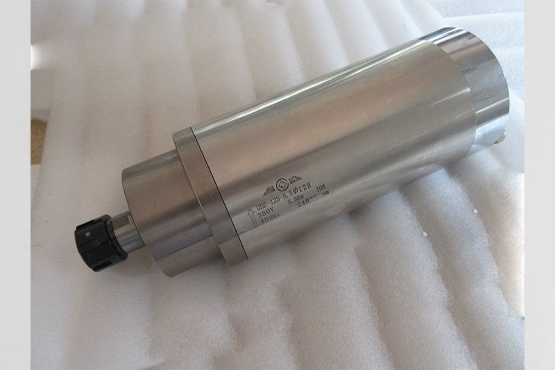博洲-1325重型大功率木匠镌刻机